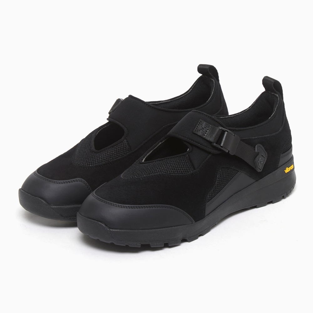 vibram sneakers  / black