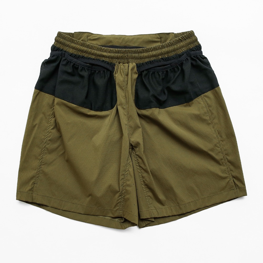 Nylon trail shorts / brown khaki