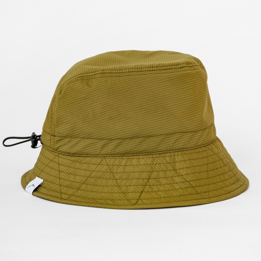 Light nylon bucket hat / dark moss