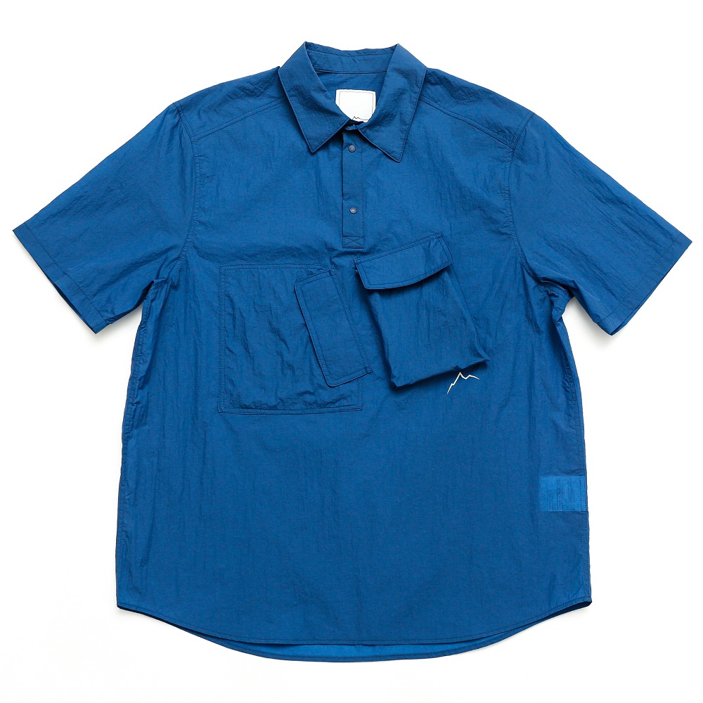 light pullover shirts / blue